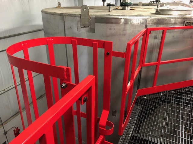 Caged ladder 2 built by piccola