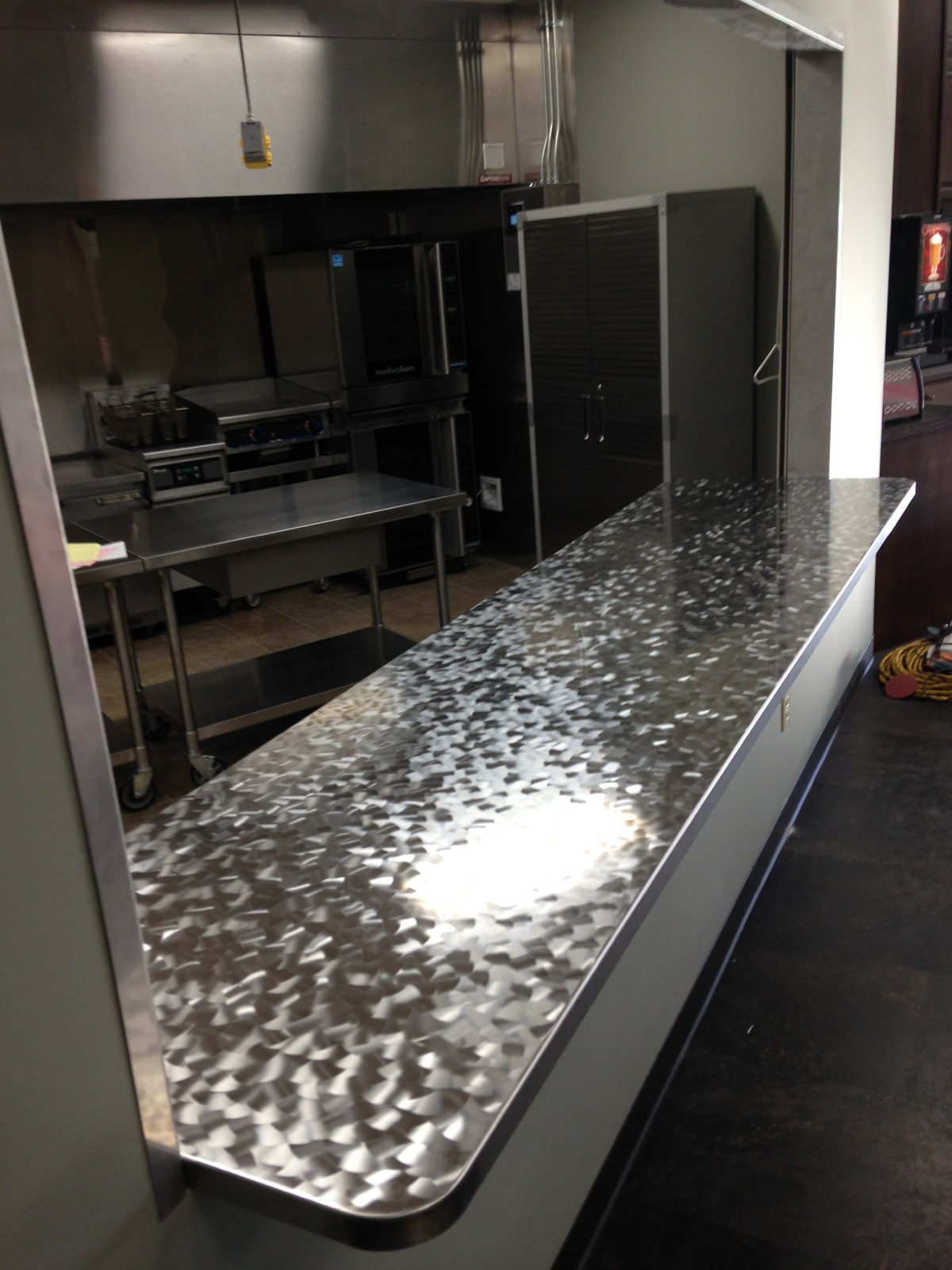 stainlwaa steel countertopp custom built by piccola mfg
